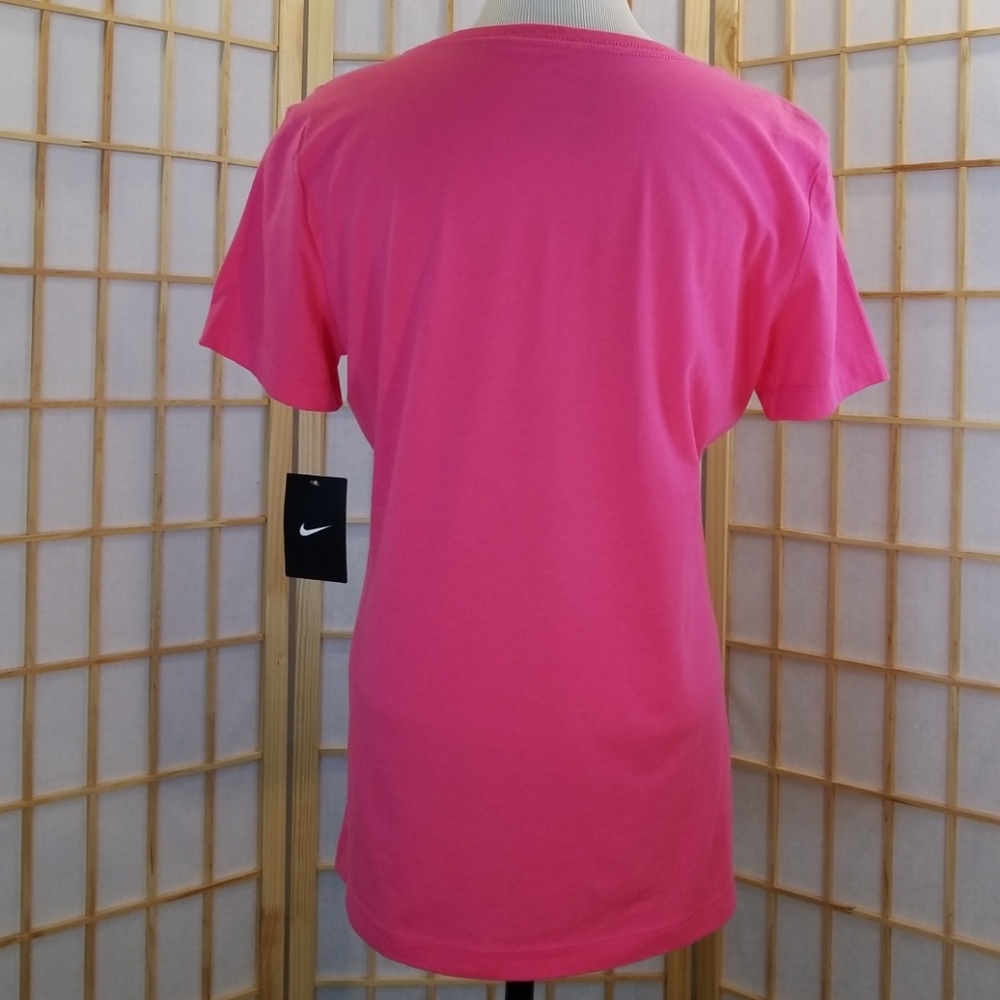 Nike Tee Shirt - Picture 4 of 6